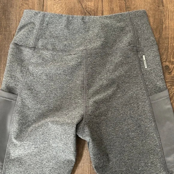 Mondetta Heathered Gray High-Waist Leggings Pockets Mesh Panels Size S - Picture 6 of 6